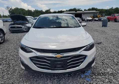 2025 Chevrolet Malibu Ls z USA, uszkodzony, nr VIN 1G1ZB5ST2SF100910